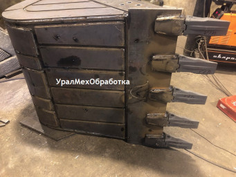 Изготовление ковша экскаватора (12)