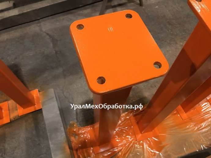 Мостовые стойки